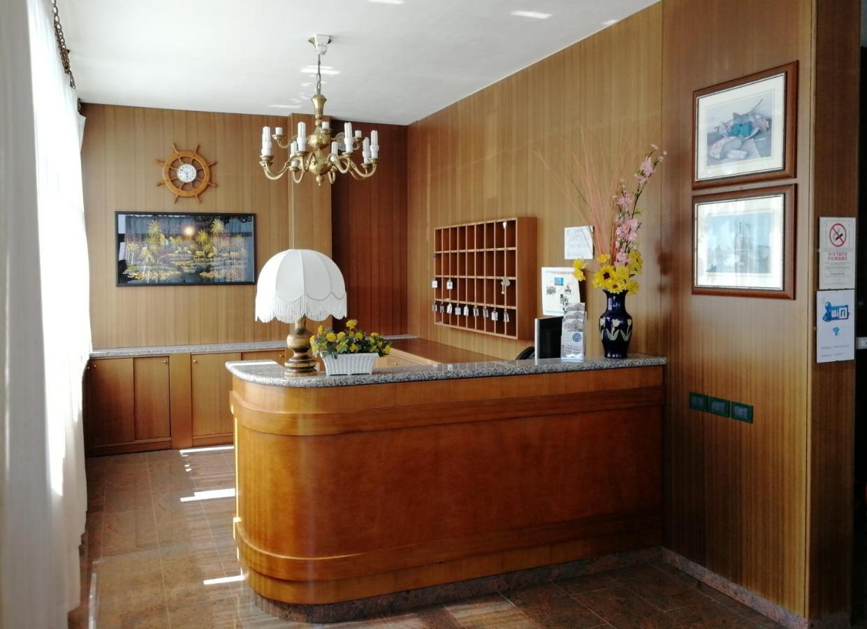 Residence Villa Margherita B&B Nebbiuno Экстерьер фото